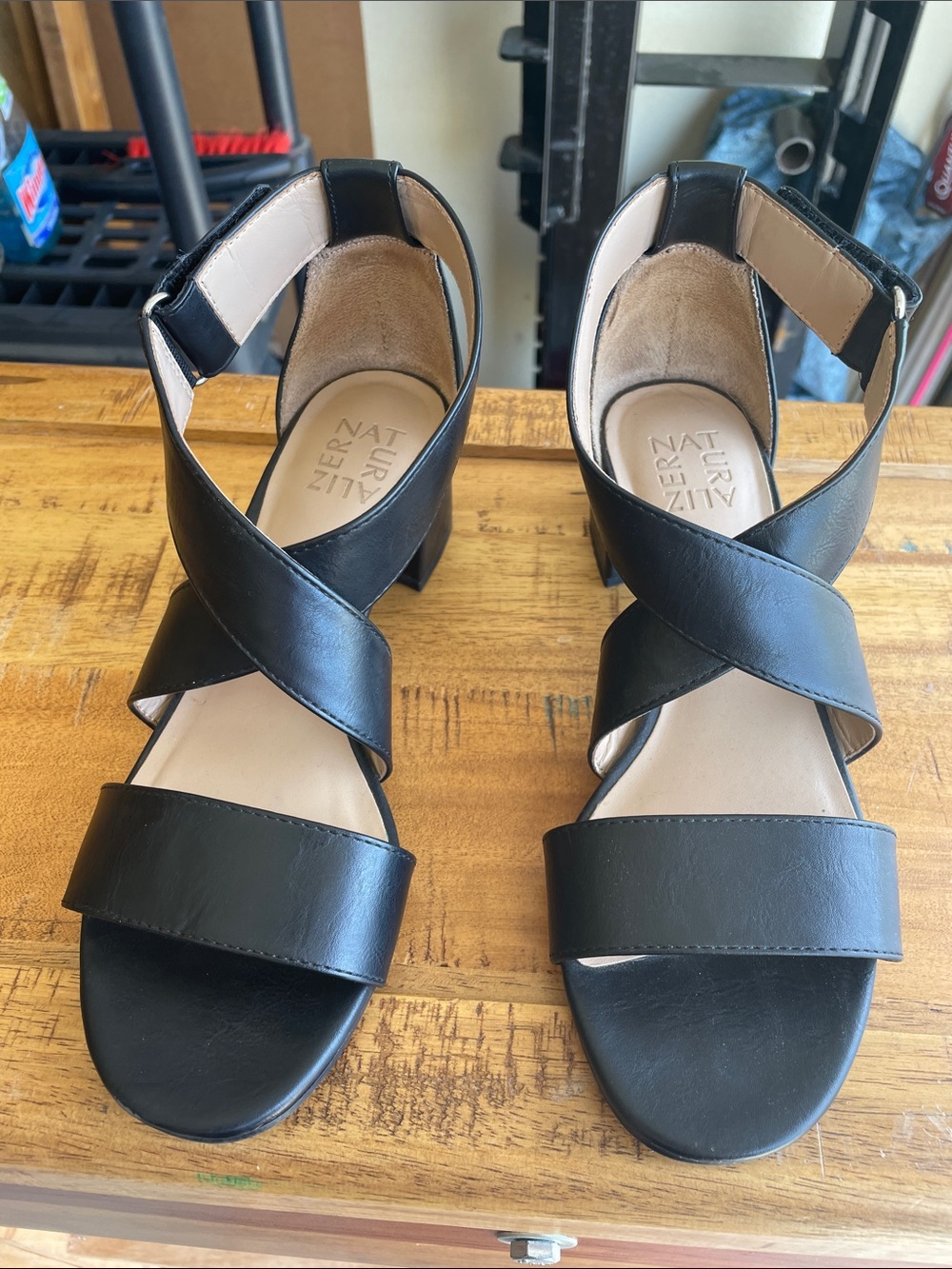 Naturalizer Black Leather Crossover Strap Block Heel Sandals